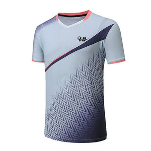 Ensemble de tenue de tennis en tissu polyester respirant et anti-humidité, avec logo personnalisé, service OEM pour les longues séances d'entraînement et les matchs de compétition - Product Image 2