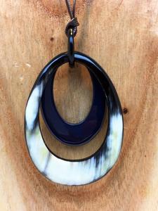 Collier pendentif en corne de buffle, bijoux tribaux naturels et durables pour femmes, haute qualité - Product Image 2