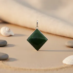 Pendentif géométrique en jade vert émeraude, serti clos, plaqué or, bijou classique en argent sterling pour femme - Product Image 2