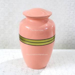 Fabricante de urnas de cremación Urnas de cremación con imagen de aluminio grabadas a mano para cenizas humanas Urnas de ceniza de latón para funeral - Product Image 3