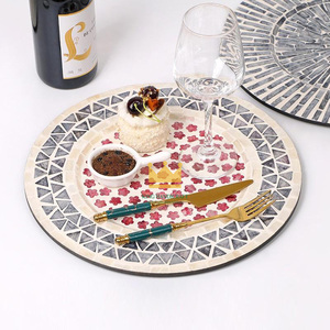 Napperons plats en nacre élégants les plus vendus Tapis de table faits à la main pour la fête au Vietnam Prix bon marché - Product Image 3