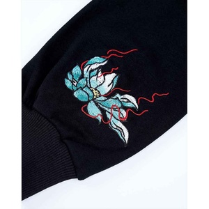 เสื้อฮู้ดสวมหัวปักลายสำหรับผู้ชาย, เสื้อคอตตอน100% ขนแกะลำลองโอเวอร์ไซส์ย้อมสีล้วนปรับแต่งได้ - Product Image 5