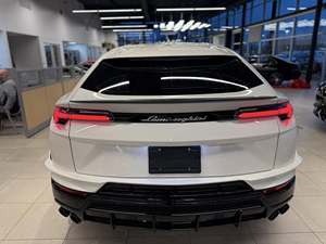 Lamborghini Urus S Usado 2024 - Product Image 3