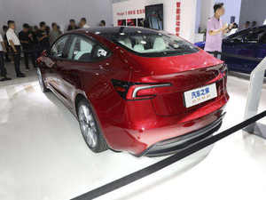 2024 T e s l a Model 3 China New Energy Electric Car Model 3 Battery Drive Versión Model 3 4WD - Product Image 2
