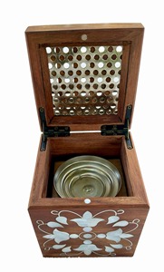 Quemador de Incienso Madkhan de Madera Maciza Hecho a Mano - Soporte Perfumado con Sándalo Más Vendido para Hogares y Altares de Primavera y Verano en Caja de Regalo - Product Image 5
