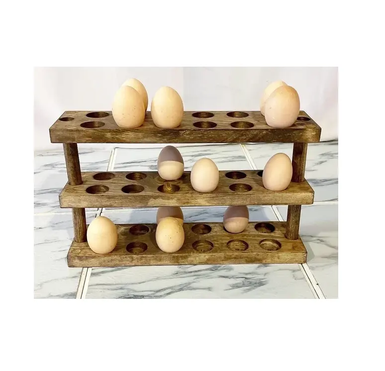 Plateau à œufs de couleur naturelle au design étonnant Porte-œufs en bois de la plus haute qualité à trois niveaux pour hôtel et restaurant