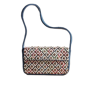 Sac à bandoulière design traditionnel perlé pour filles par glowin fashion - Product Image 4