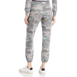 Sudaderas de moda con logotipo personalizado para mujer Conjunto de chándal de dos piezas de manga larga de calidad superior para mujer - Product Image 3