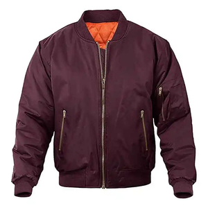 Blouson aviateur en satin personnalisé pour hommes OEM Style de rue avec deux poches latérales sur les manches Meilleure qualité en coton et polyester pour l'hiver - Product Image 6
