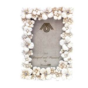 MARCO DE FOTOS DE ALLOY DE ZINC METÁLICO CON DISEÑO FLORAL BLANCO PARA DECORACIÓN DEL HOGAR 2X3 - Product Image 1