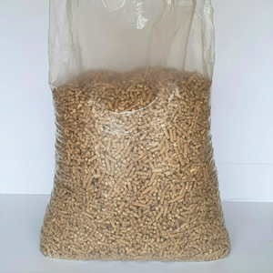 Granulés de bois de qualité supérieure de 6 mm pour système de chauffage |   Grand sac ou sacs de 15 kg |   Bois de chêne/pin énergétique avec 0,5 % de cendres et d'humidité - Product Image 1