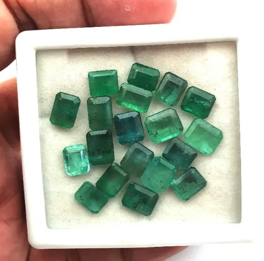 Alami Zambia Emerald Mix Ukuran Octagon Cut Batu Permata Longgar Banyak 4-20 MM Green Emerald untuk Membuat Perhiasan