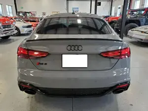 Voiture RS 5 Sportback 2023 en parfait état - Product Image 2