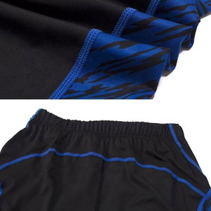 Pantalones cortos de compresión de entrenamiento de gran tamaño para hombres, ropa de calle, pantalones cortos de compresión de secado rápido transpirables - Product Image 3