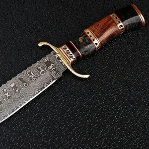 Cuchillo de caza Bowie de acero de Damasco hecho a mano personalizado, mango de madera de agarre cómodo, cuchillos de supervivencia compatibles con OEM - Product Image 2