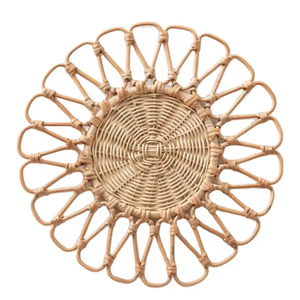 "Cesta de Arte de pared hecha a mano de mimbre tejido con decoración de flores para el hogar Vietnam" - Product Image 2