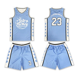 Uniforme de baloncesto personalizado para hombre de la mejor calidad, ropa de Club deportivo, conjunto de poliéster 100% transpirable hecho en Pakistán - Product Image 1