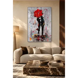 Impression sur toile : Couple Fida s'embrassant sous un parapluie rouge - Product Image 4