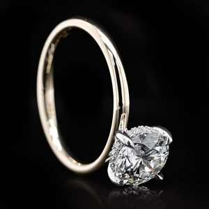 Anillo de Moissanita de Diseño Sencillo de 8mm y 2ct, Corte Redondo, Plata de Ley 925, Oro Amarillo de 14K y 18K para Boda o Compromiso - Product Image 2