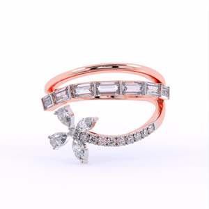 แหวนเพชรสองชั้นสำหรับผู้หญิงทันสมัยประดับด้วยดอกบาแกตต์ลายดอกไม้ - Product Image 5