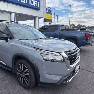 ใช้2023 Nissan * Pathfinder แพลทินัม - Product Image 1