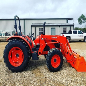 Tracteur Kubota M7060 4x4 à vendre, idéal pour les agriculteurs à la recherche d'équipement agricole durable, maintenant disponible - Product Image 5