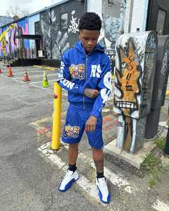 Ensemble de vêtements de sport brodés à fermeture éclair personnalisés Sweat à capuche et short en nylon neutre avec patchwork brodé pour hommes Survêtement unisexe - Product Image 1