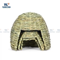 Meilleure vente Maison d'herbe pour animaux et Tapis de foin d'herbe pour lapin lapin Sangle Sopffy, cabane de paille tissée à la main, cages pour petits animaux