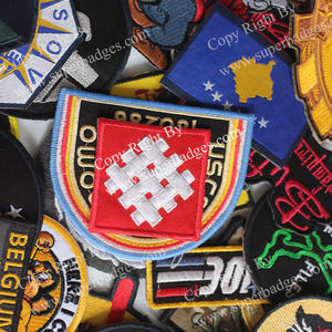 แผ่นเย็บปักแบบย้อนยุคพร้อมลูกปัดป้ายตัวหนาทีมกีฬามีรายละเอียดสูงออกแบบล่าสุดขนาดตามต้องการ - Product Image 4