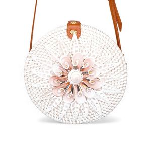 Bolso de Mano de Ratán Tejido Natural con Cierre de Cuerda con Patrón de Madreperla para un Estilo Elegante de Verano, de Vietnam - Product Image 6