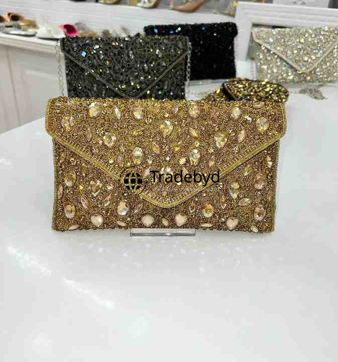 Disponible en différentes couleurs