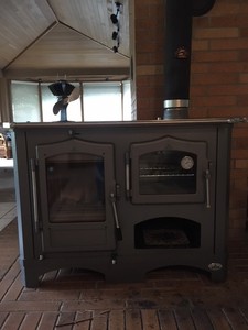 Estufa de Leña de Hierro Fundido Duradera al por Mayor, Chimenea Tradicional Independiente con Garantía de 2 Años para Calefacción del Hogar y Uso en Villas - Product Image 2