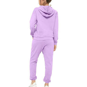 Vêtements de jogging pour femmes les plus vendus, coupe ajustée personnalisée, ensemble 2 pièces en coton, sweat-shirt et pantalon de jogging avec poche, design OEM pour l'hiver - Product Image 2