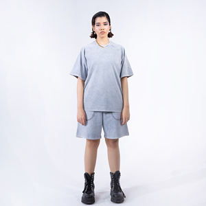 Ensemble t-shirt et short délavés à l'acide de grande taille et respirants de couleur grise fabriqués au Pakistan T-shirt et short délavés à l'acide à faible quantité minimale de commande pour femmes chaudes - Product Image 4