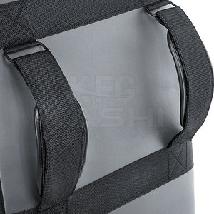 Protector de Patadas KASHI FIGHT GEAR, Cómodo y Ligero, Espuma Absorbente de Impactos, Superficie de Cuero Resistente, Seguro para Boxeo/Kickboxing - Product Image 4