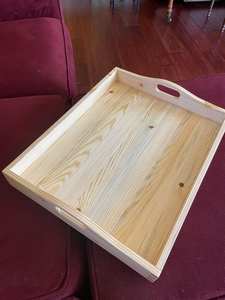 Bandeja de Servir de Madera Hecha a Mano con Asas, Material de Pino, Apta para Lavavajillas y Microondas, Acabado Pulido, para Bebidas, Cocina y Decoración del Hogar - Product Image 2