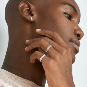 Nouveauté : Bague Hip Hop entièrement sertie de diamants 10KT, en or blanc, avec diamants cultivés en laboratoire pour les alliances de fiançailles et de mariage - Product Image 4