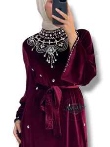 Robe Abaya Kaftan longue à manches longues, simple et modeste, en velours importé, ornée de cristaux et de perles, idéale pour les occasions de l'Aïd - Product Image 1
