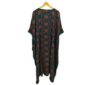 Kimono de Sari de Seda Reciclada Vintage de la India, Estampado Floral, Largo, Hecho a Mano, Ropa de Dormir de Verano, Color Verde - Product Image 2