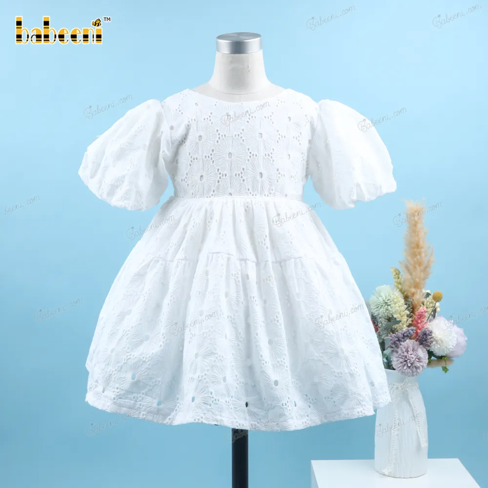 Vestido de renda em branco com margarida bordado floral para a menina oem oem personalizado fabricante de bordado-bb3141