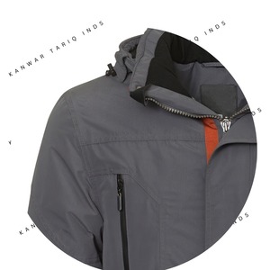 Veste matelassée personnalisée pour hommes Veste de surf résistante à l'eau pour l'hiver avec sublimation col à capuche chaud - Product Image 6