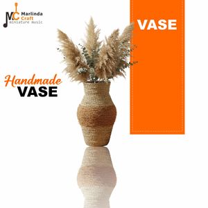 Vase artisanal en fibre de coco et en herbe de mer - Product Image 1