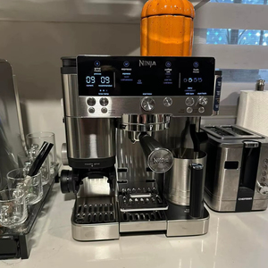 Máquina de Espresso Semiautomática Comercial de Calidad Premium para Hogar, Oficina, Hotel, Auto y RV - Alimentada por USB - Product Image 1