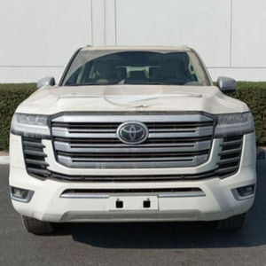 Usado 2023-2024 para SUV Automático 4x4 Asientos de Cuero Control de Crucero Adaptativo Neumáticos R20 Tracción Total Emisión Euro 4 6 Velocidades Volante a la Izquierda - Product Image 1