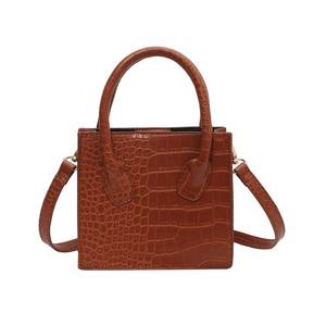 Nuevo diseño personalizado PU cuero mujeres bolsos de mano de moda bolsos de gran capacidad últimas señoras bolsos de mano - Product Image 1