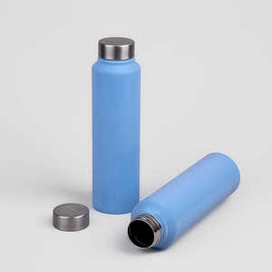 Bouteille isotherme en acier inoxydable bleue avec paille pour voyage, gourde isolante pour boissons froides, couvercle à motif avec poignée, option cadeau - Product Image 3