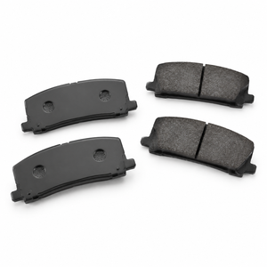 Jeu de plaquettes de frein avant en céramique 04465-20222 04465-12021 pour Toyota Corolla 1983-2002 et Camry 1982-1993 Fournisseur en gros - Product Image 1