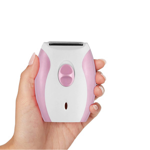 Epilatore e rasoio ergonomico ricaricabile Myrva - Product Image 2