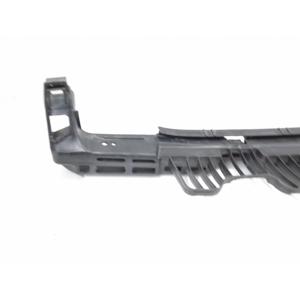 Guide de montage du pare-chocs arrière central pour Volkswagen Golf 7 Berline 5G6807863 (12>) - Product Image 4