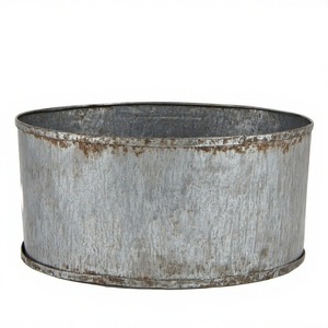 Jardinière de fleurs galvanisée RustCraft avec design de style patrimonial pour pot de fleurs en métal antique de jardin à usage décoratif - Product Image 6